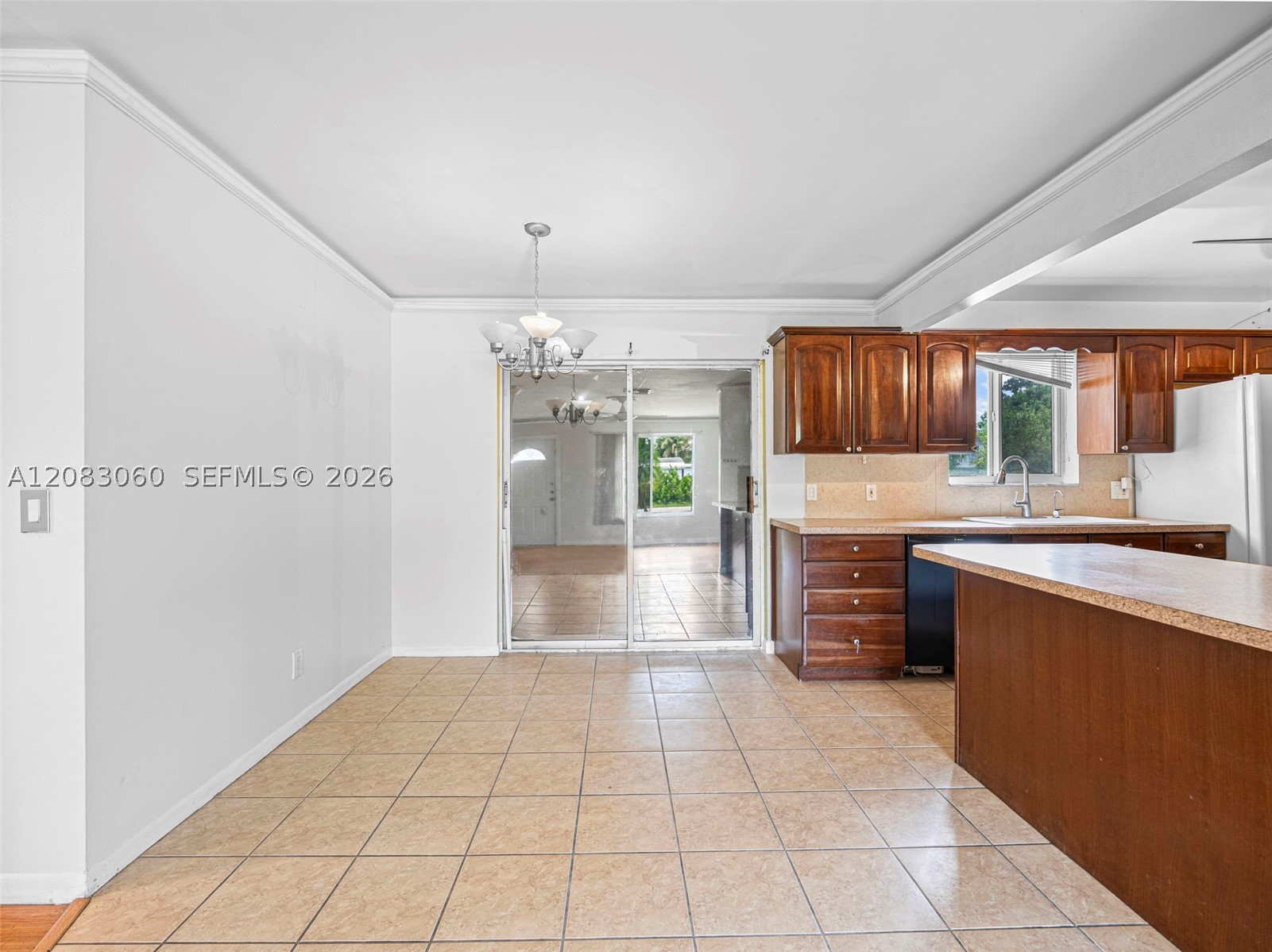 3180 Carol Ave, Palm Springs FL 33461