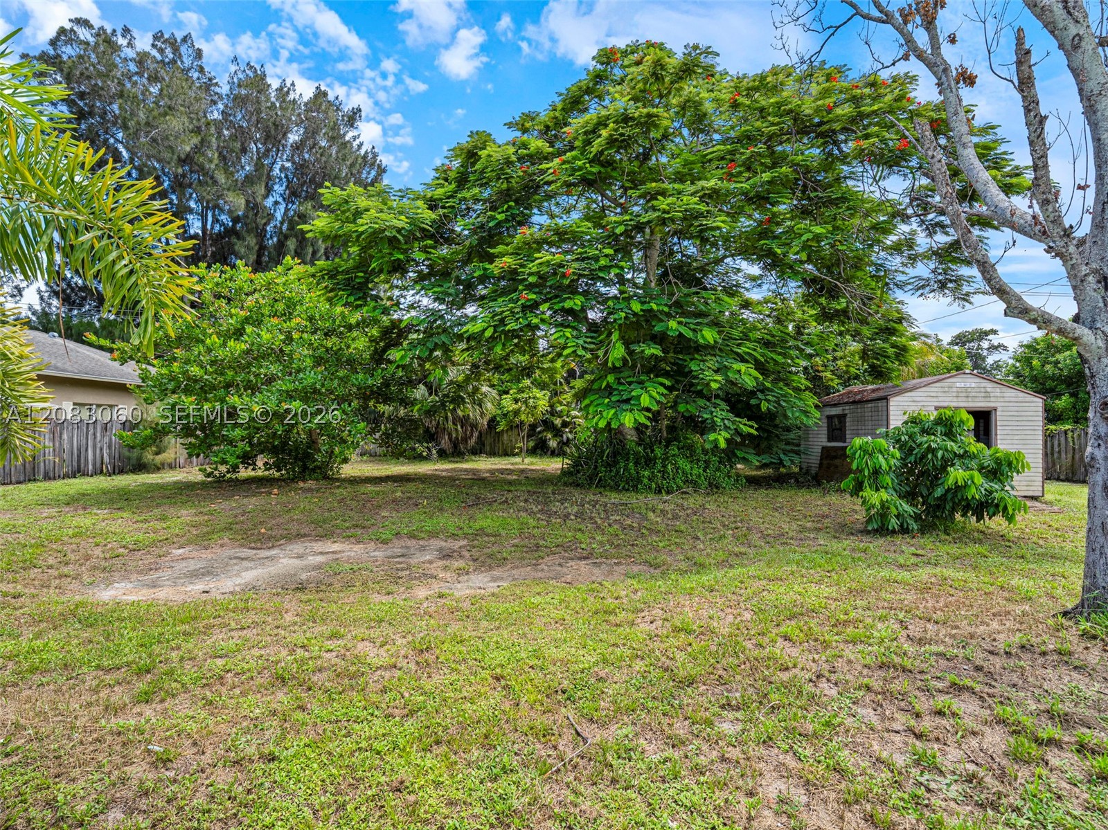 3180 Carol Ave, Palm Springs FL 33461