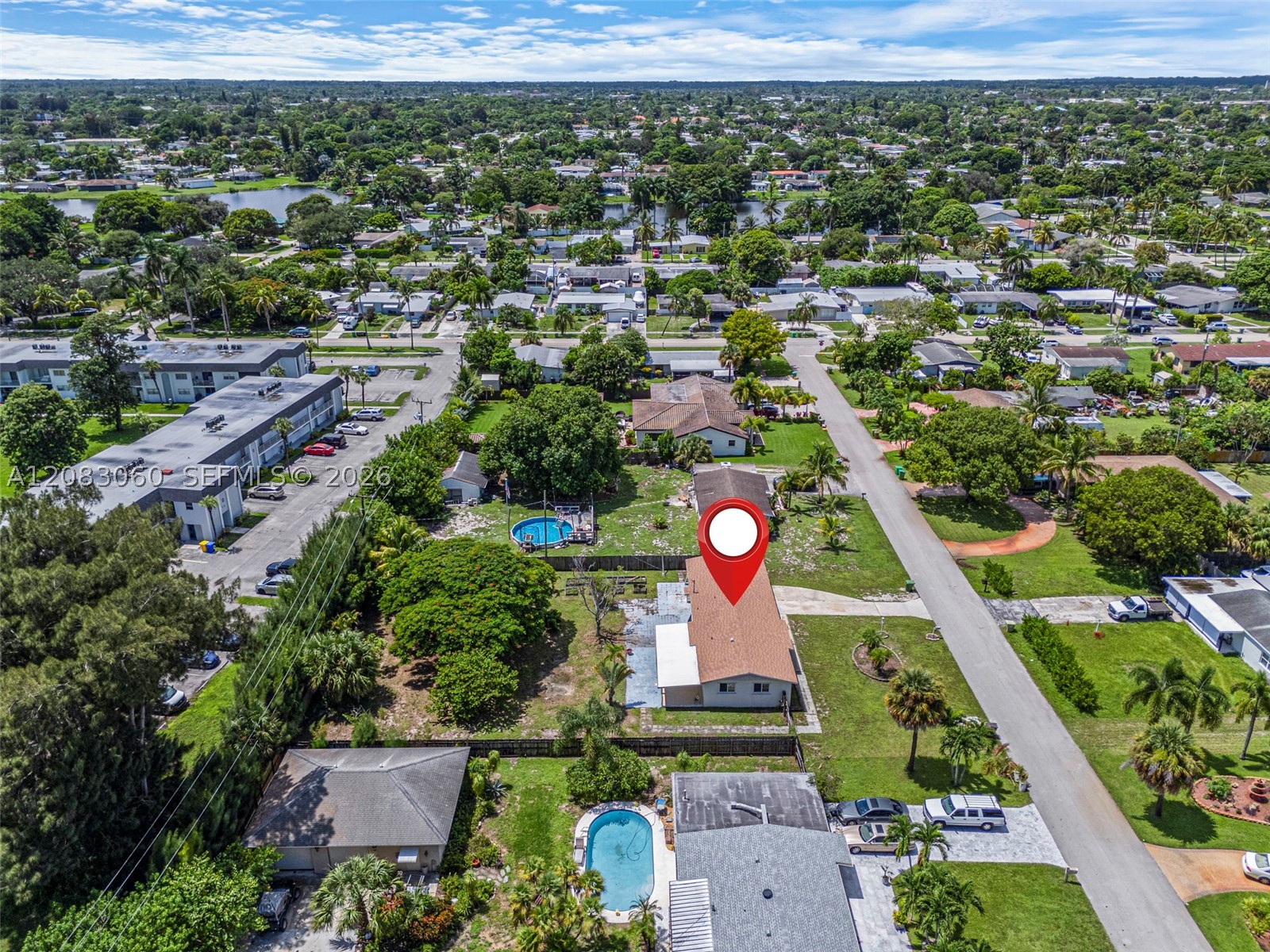 3180 Carol Ave, Palm Springs FL 33461