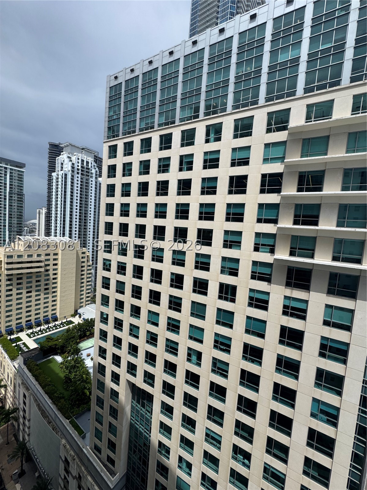 1200 Brickell Bay Dr #3206, Miami FL 33131