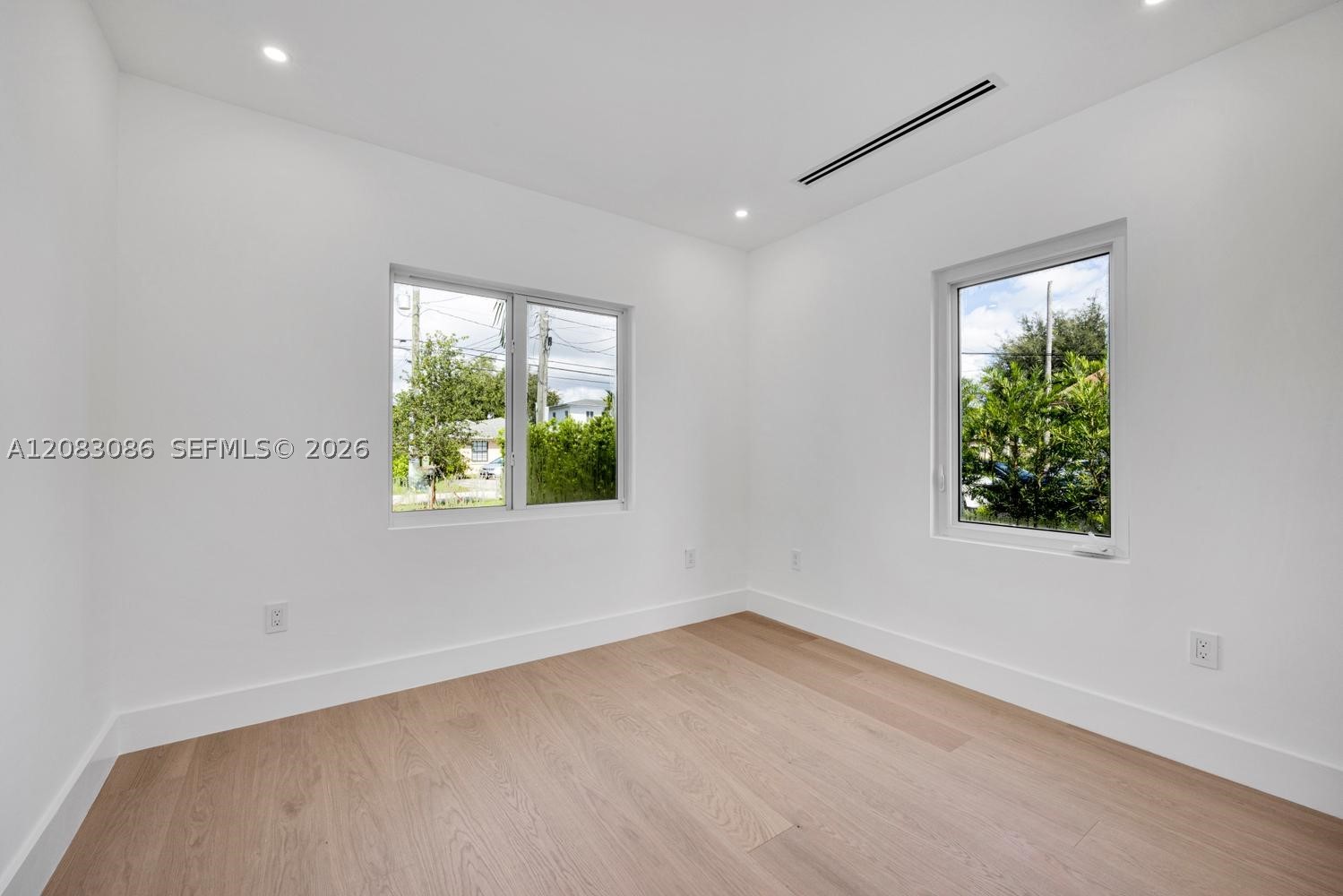 2635 SW 64th Ave, Miami FL 33155