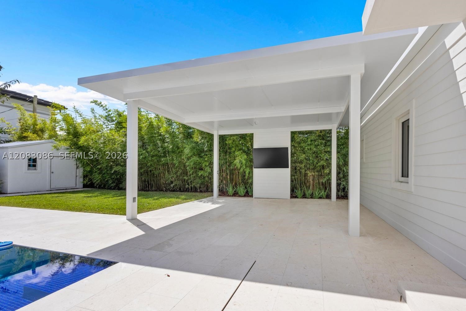 2635 SW 64th Ave, Miami FL 33155