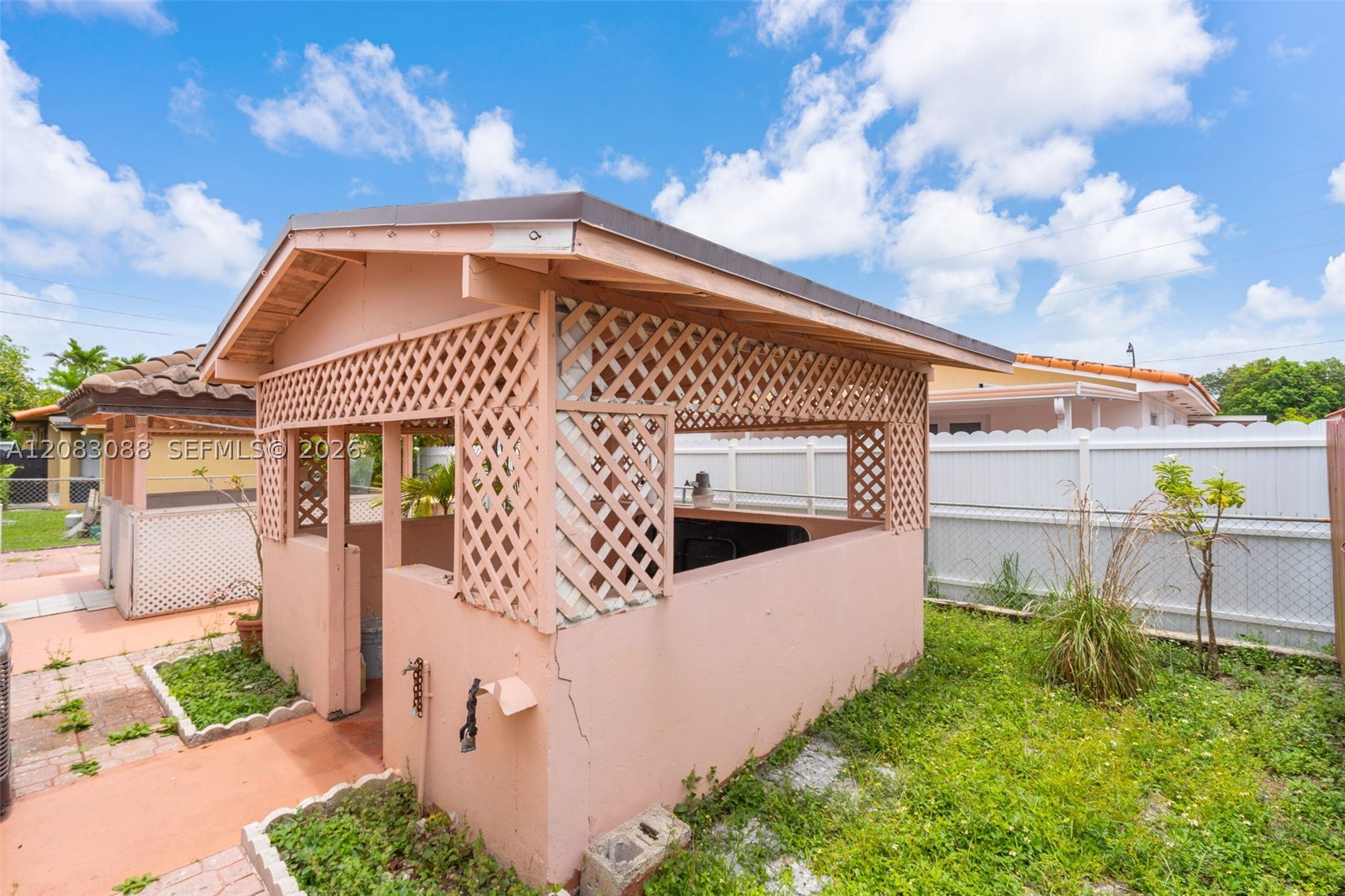 615 SW 62nd Ct, Miami FL 33144