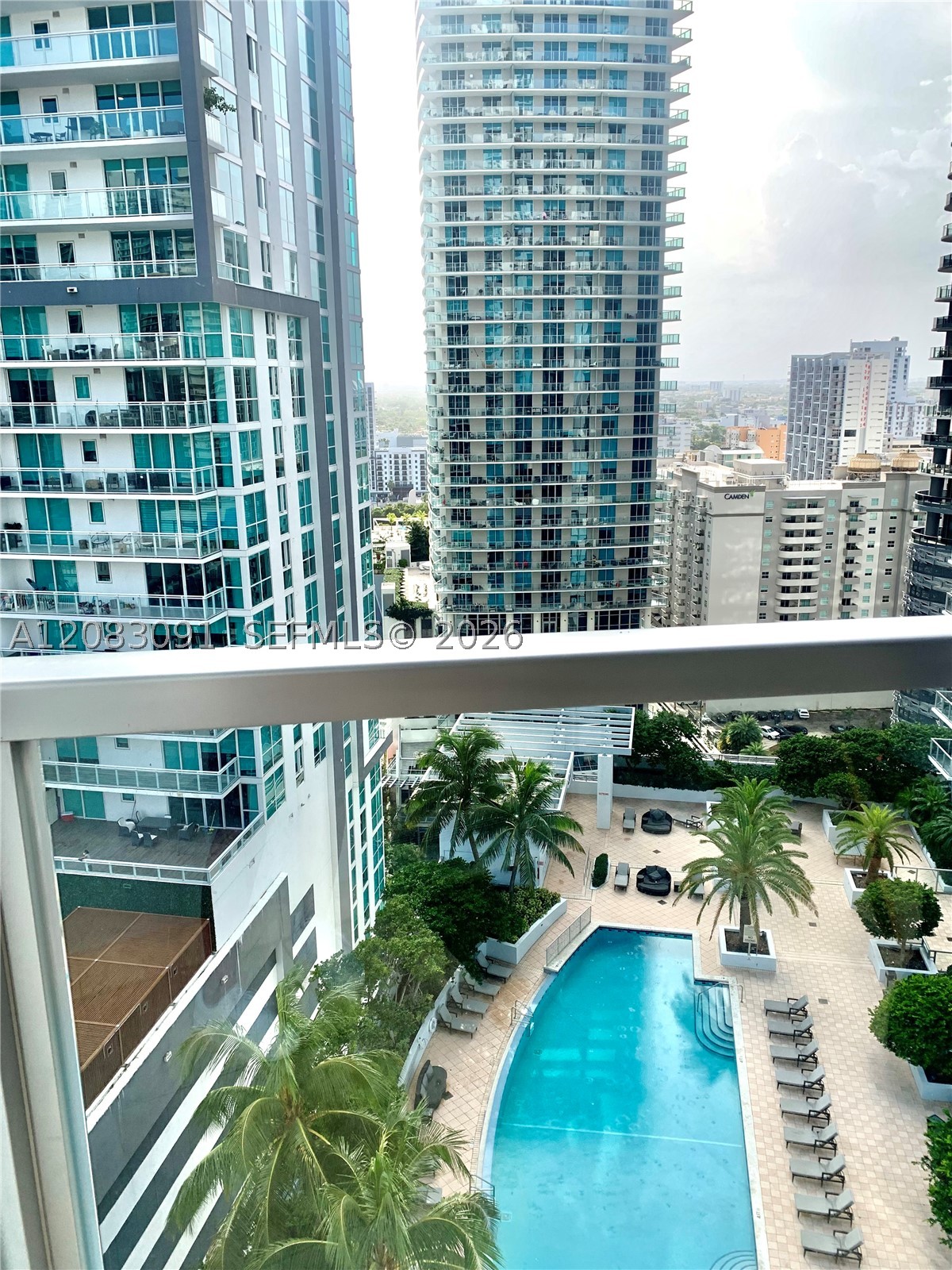 1060 Brickell Ave #1713, Miami FL 33131