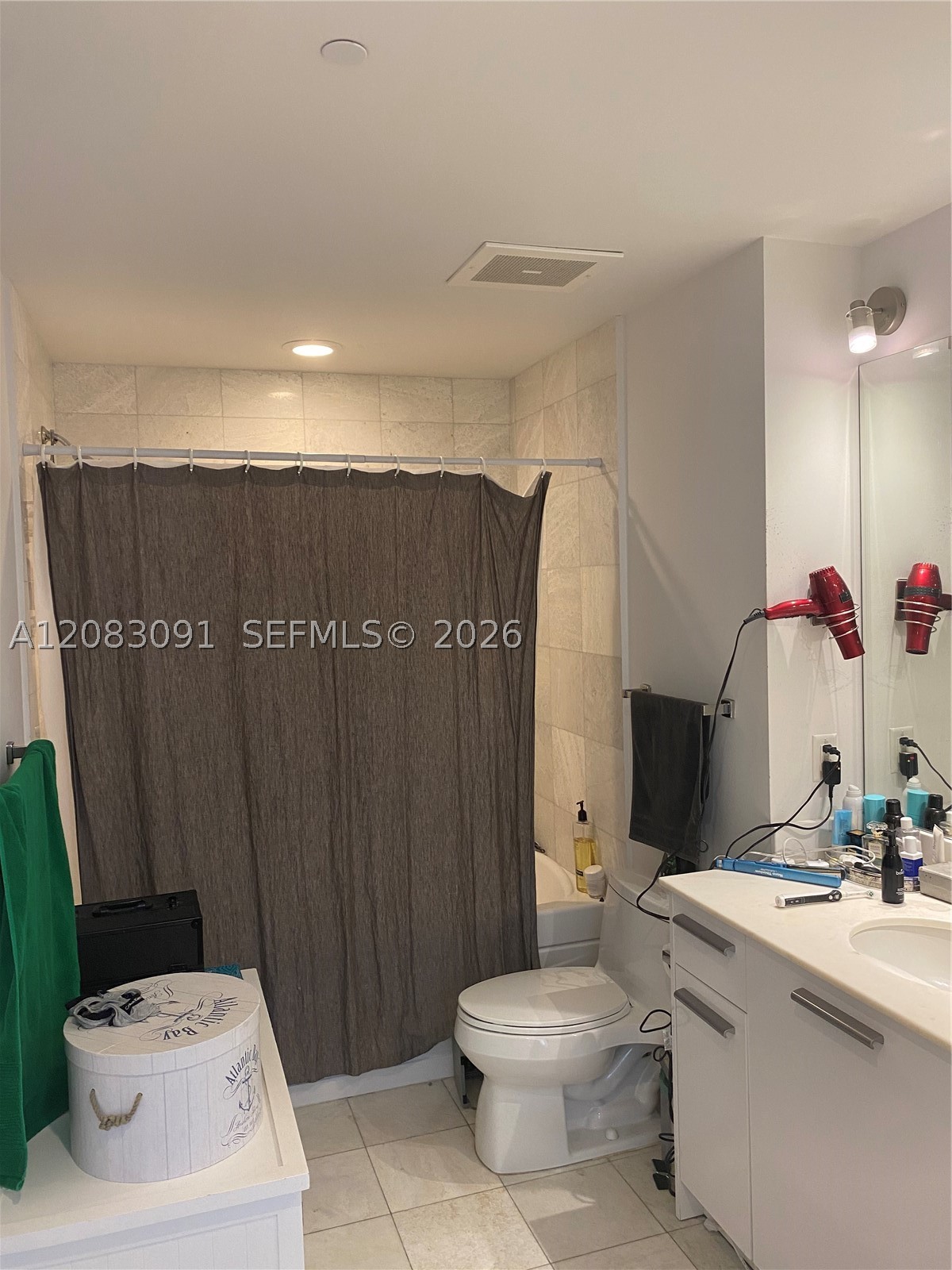 1060 Brickell Ave #1713, Miami FL 33131