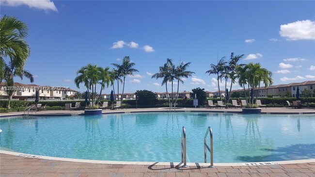 3375 W 90th Ter #3375, Hialeah FL 33018
