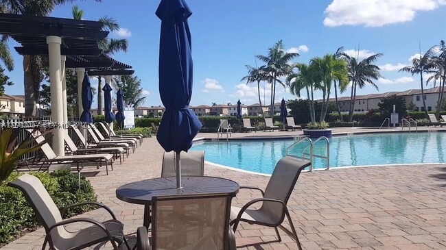 3375 W 90th Ter #3375, Hialeah FL 33018