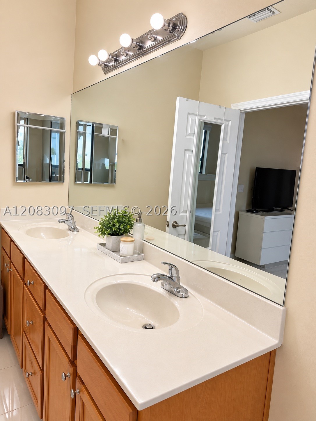 3375 W 90th Ter #3375, Hialeah FL 33018