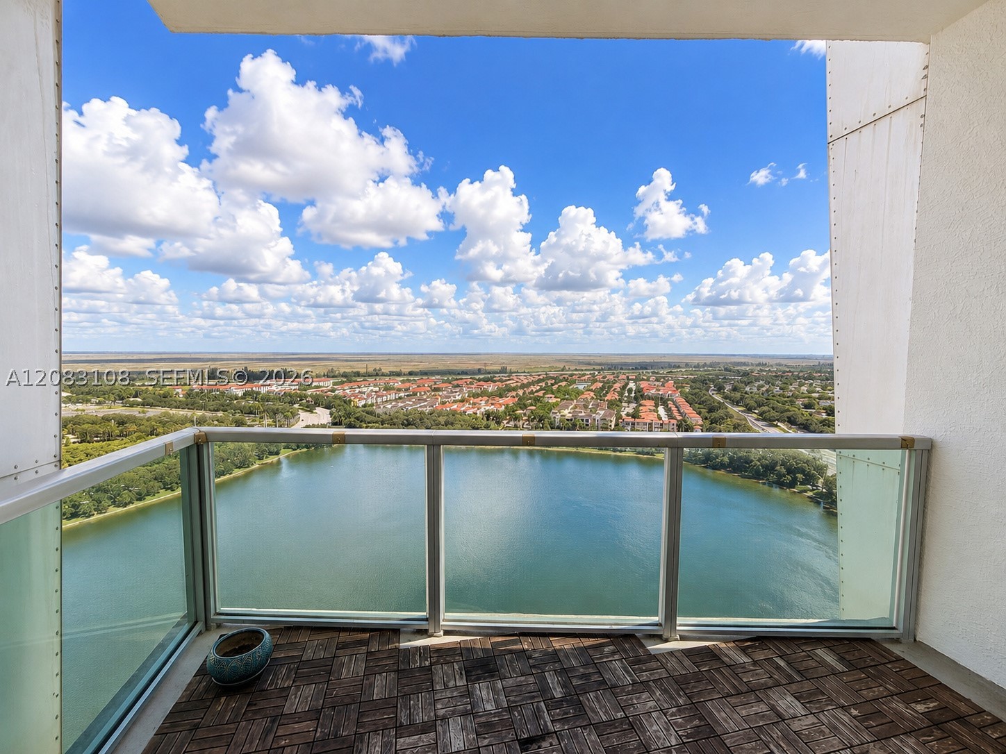 2681 N Flamingo Rd #2705S, Sunrise FL 33323