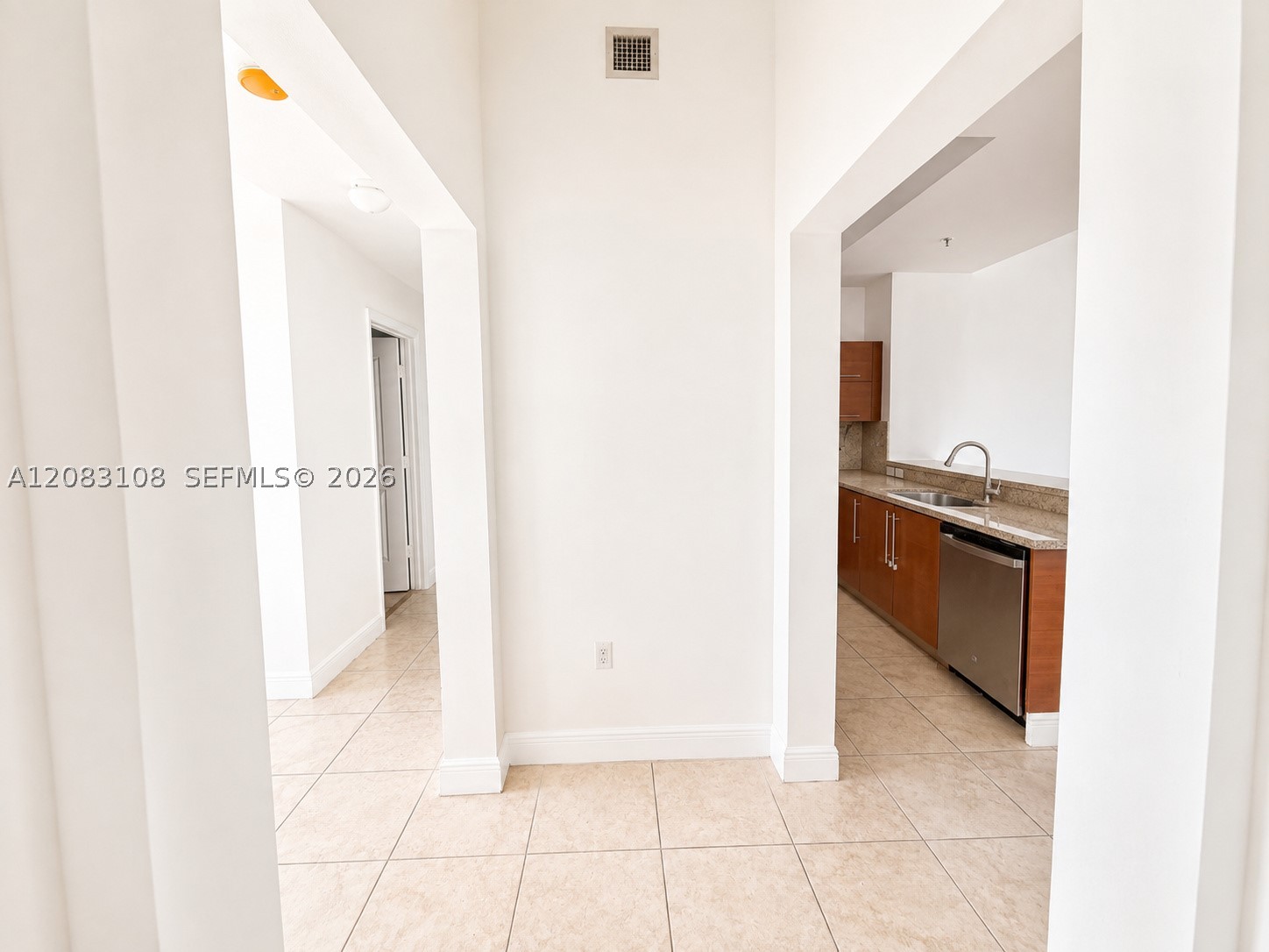 2681 N Flamingo Rd #2705S, Sunrise FL 33323