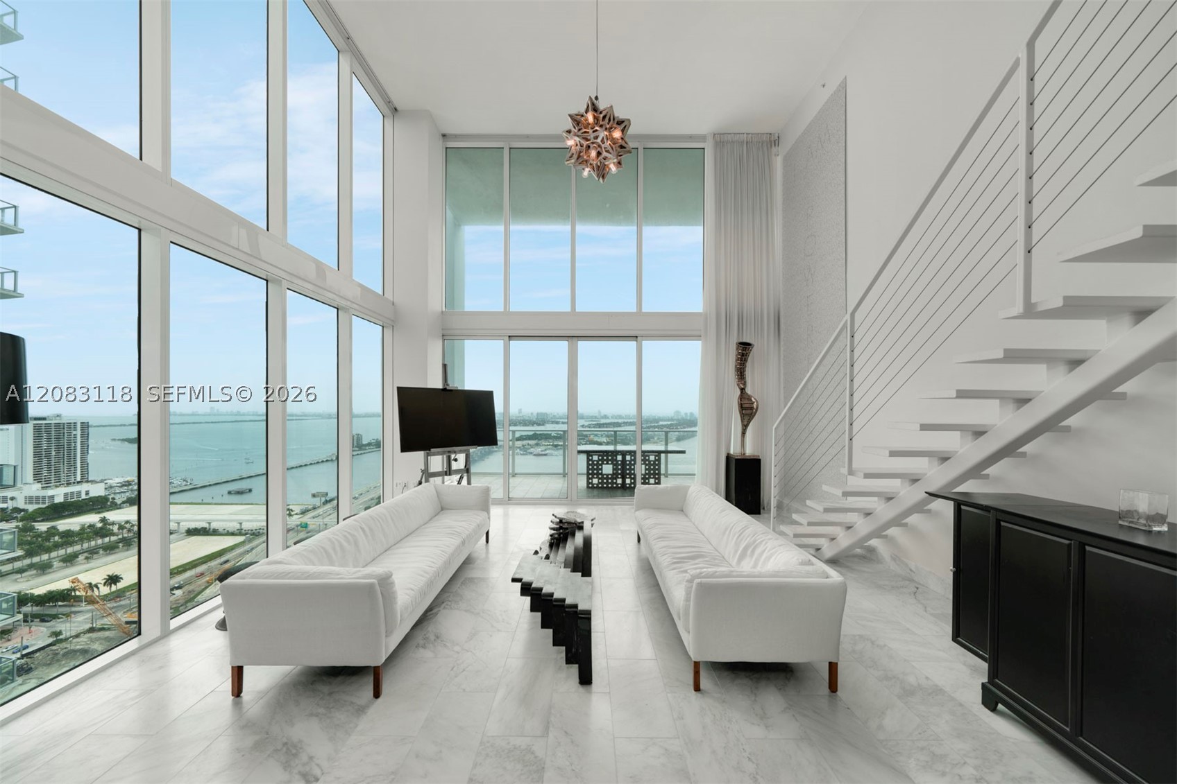 1040 Biscayne Blvd #3304, Miami FL 33132