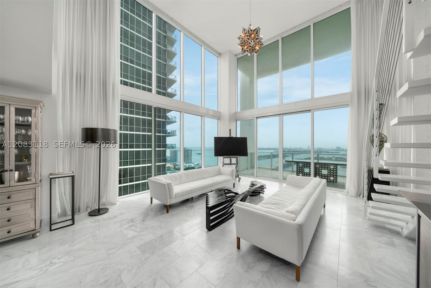 1040 Biscayne Blvd #3304, Miami FL 33132