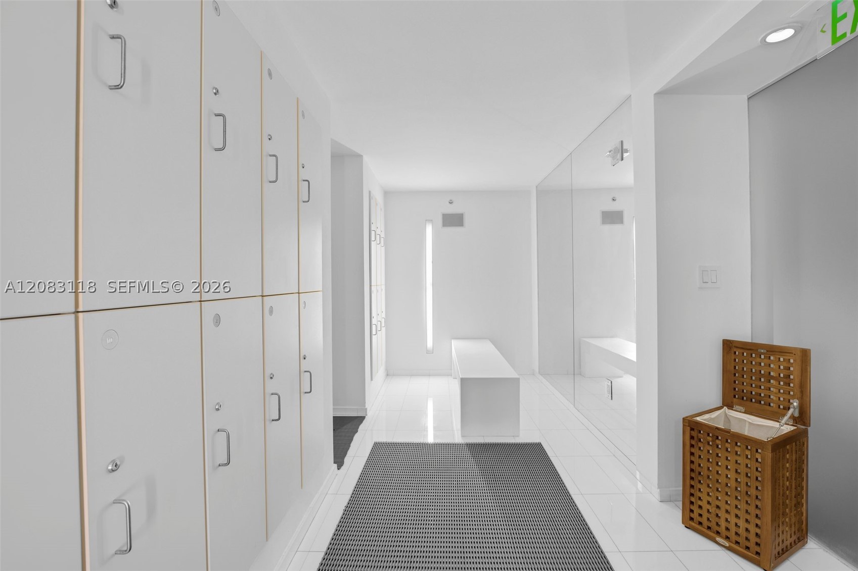 1040 Biscayne Blvd #3304, Miami FL 33132