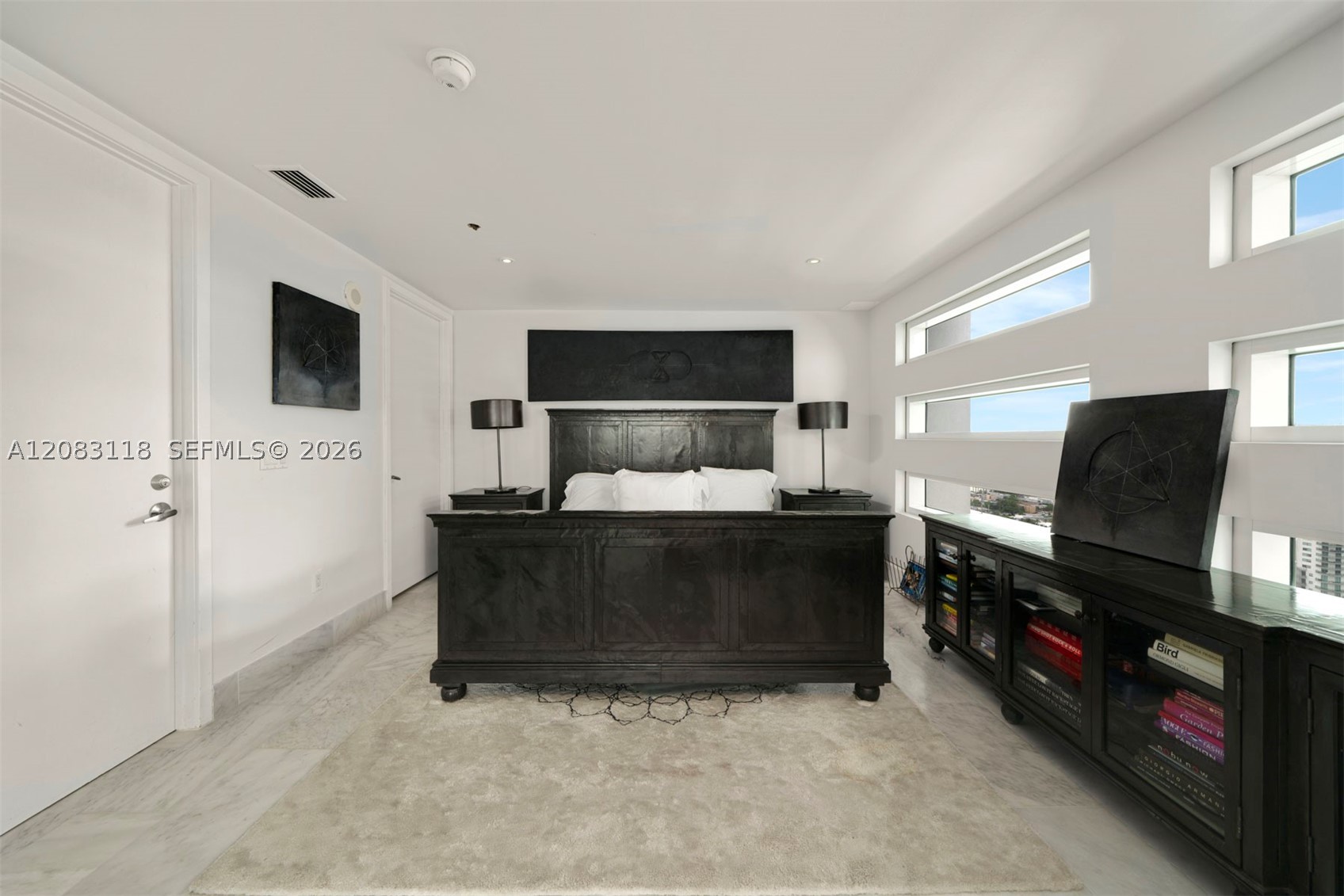 1040 Biscayne Blvd #3304, Miami FL 33132