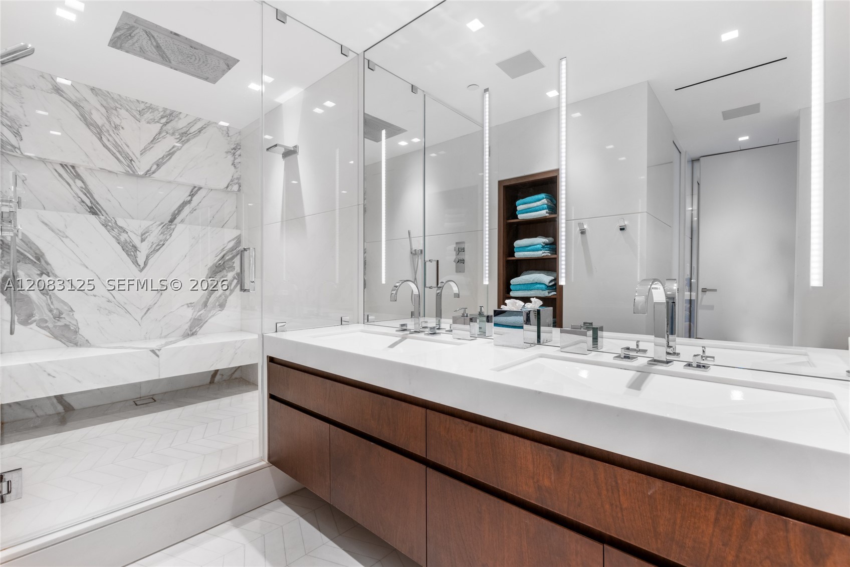 100 S Pointe Dr #1102/03, Miami Beach FL 33139