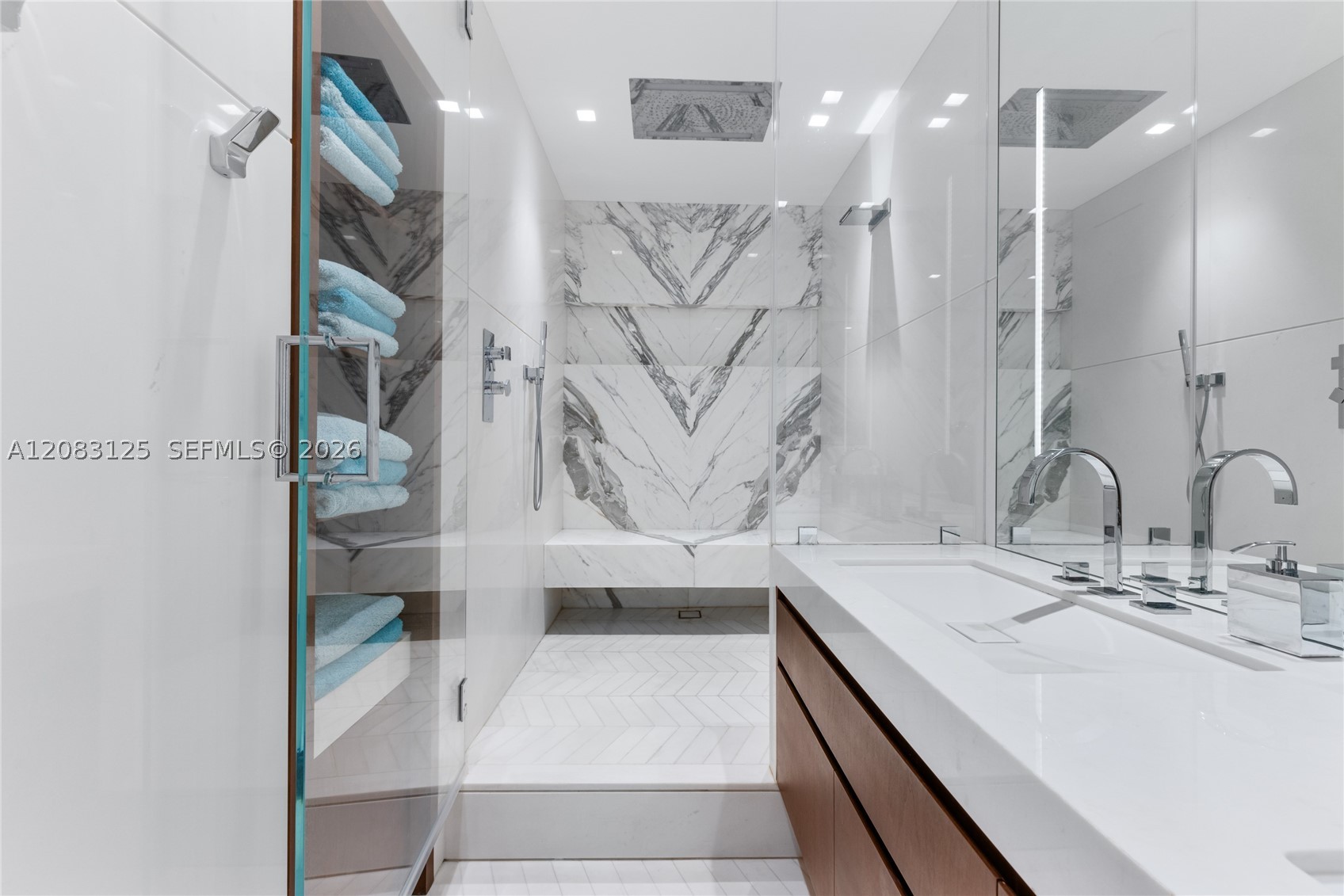 100 S Pointe Dr #1102/03, Miami Beach FL 33139