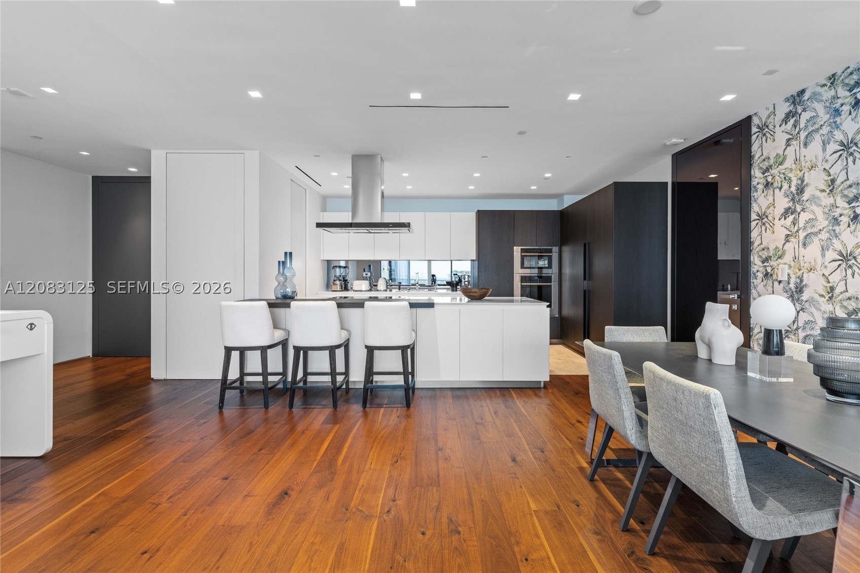 100 S Pointe Dr #1102/03, Miami Beach FL 33139