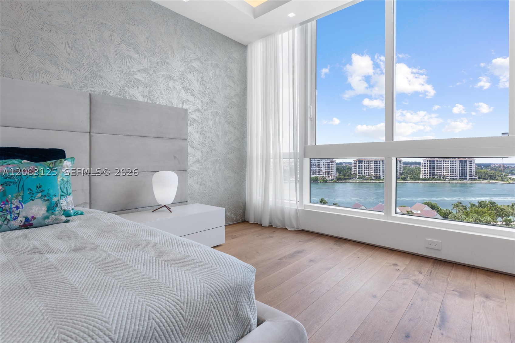 100 S Pointe Dr #1102/03, Miami Beach FL 33139