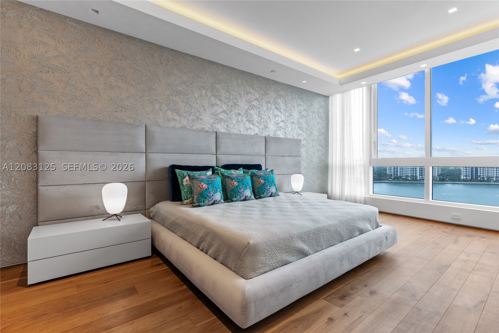 100 S Pointe Dr #1102/03, Miami Beach FL 33139