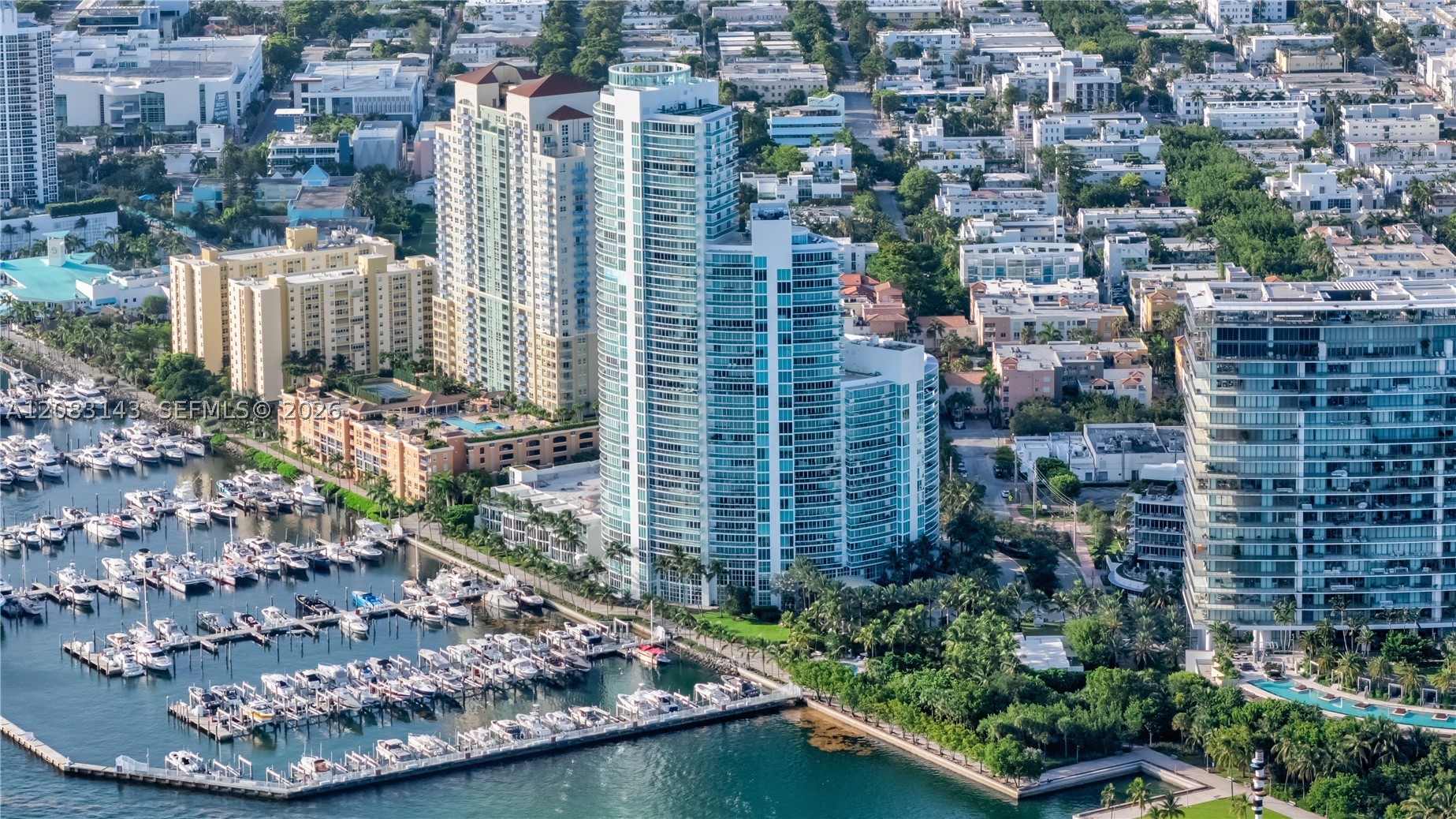 1000 S Pointe Dr #2202, Miami Beach FL 33139
