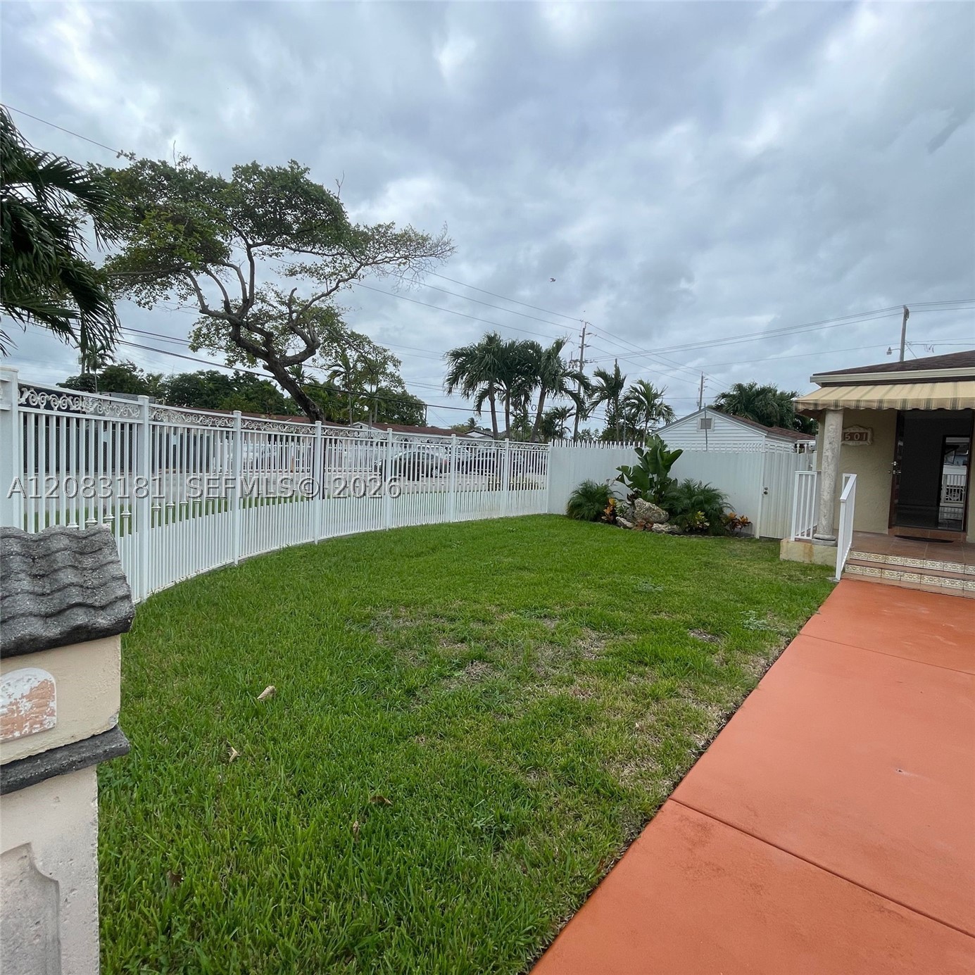 501 SE 7th St #A, Hialeah FL 33010