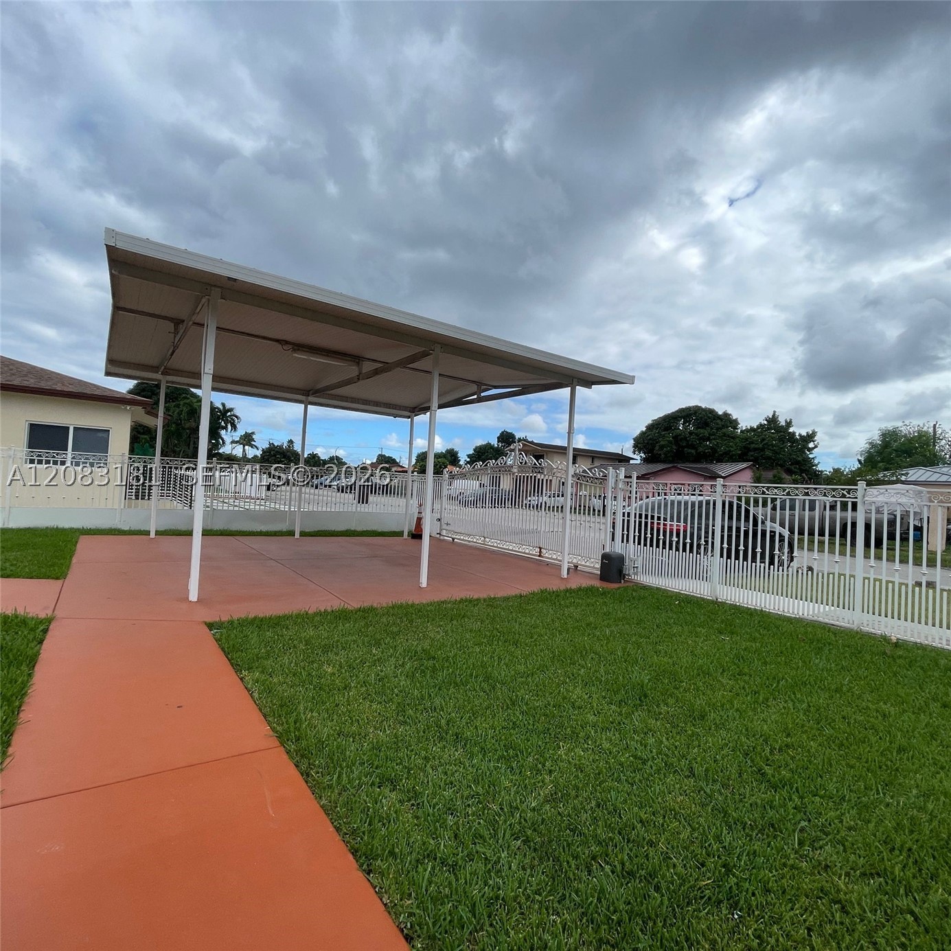 501 SE 7th St #A, Hialeah FL 33010