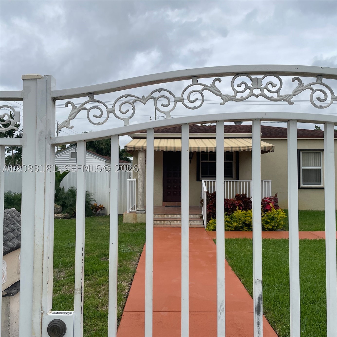 501 SE 7th St #A, Hialeah FL 33010