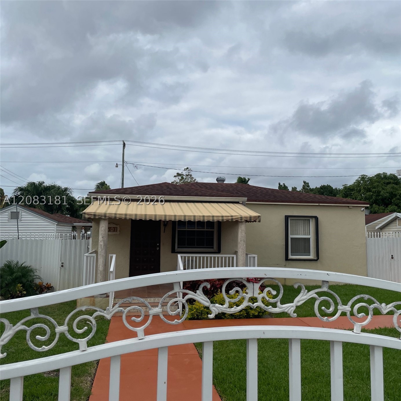 501 SE 7th St #A, Hialeah FL 33010