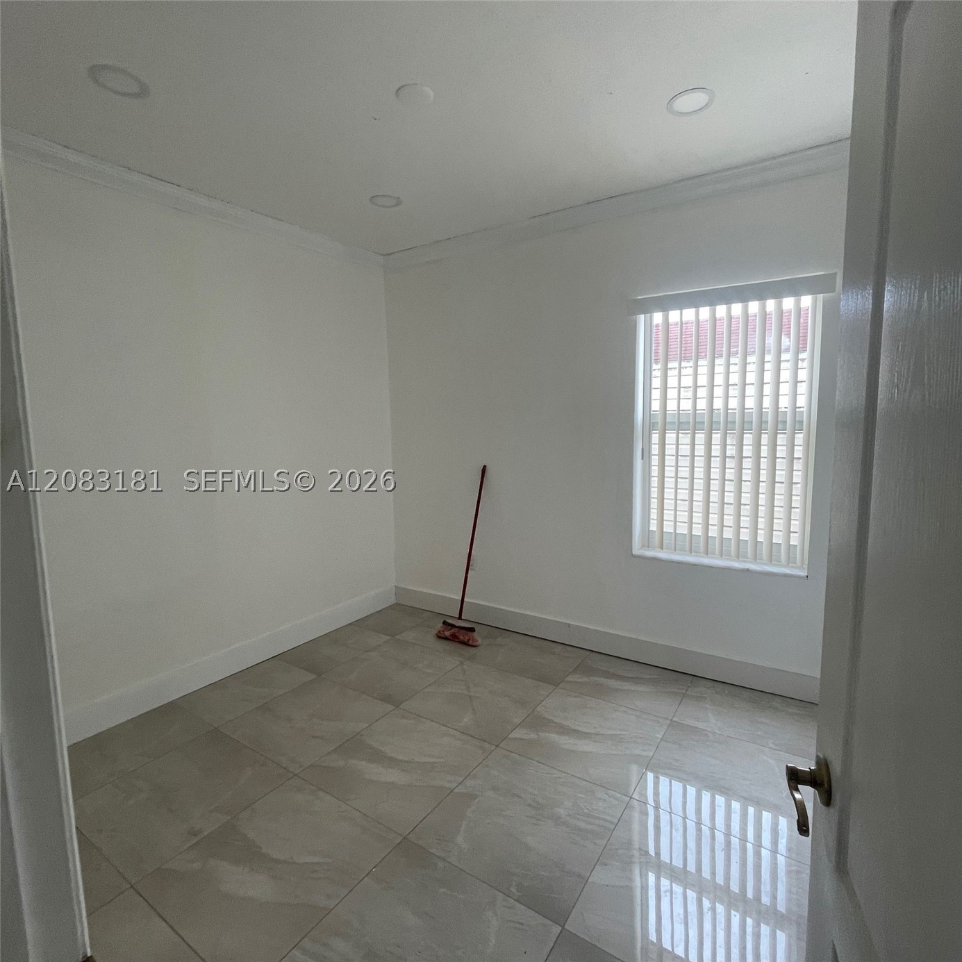 501 SE 7th St #A, Hialeah FL 33010