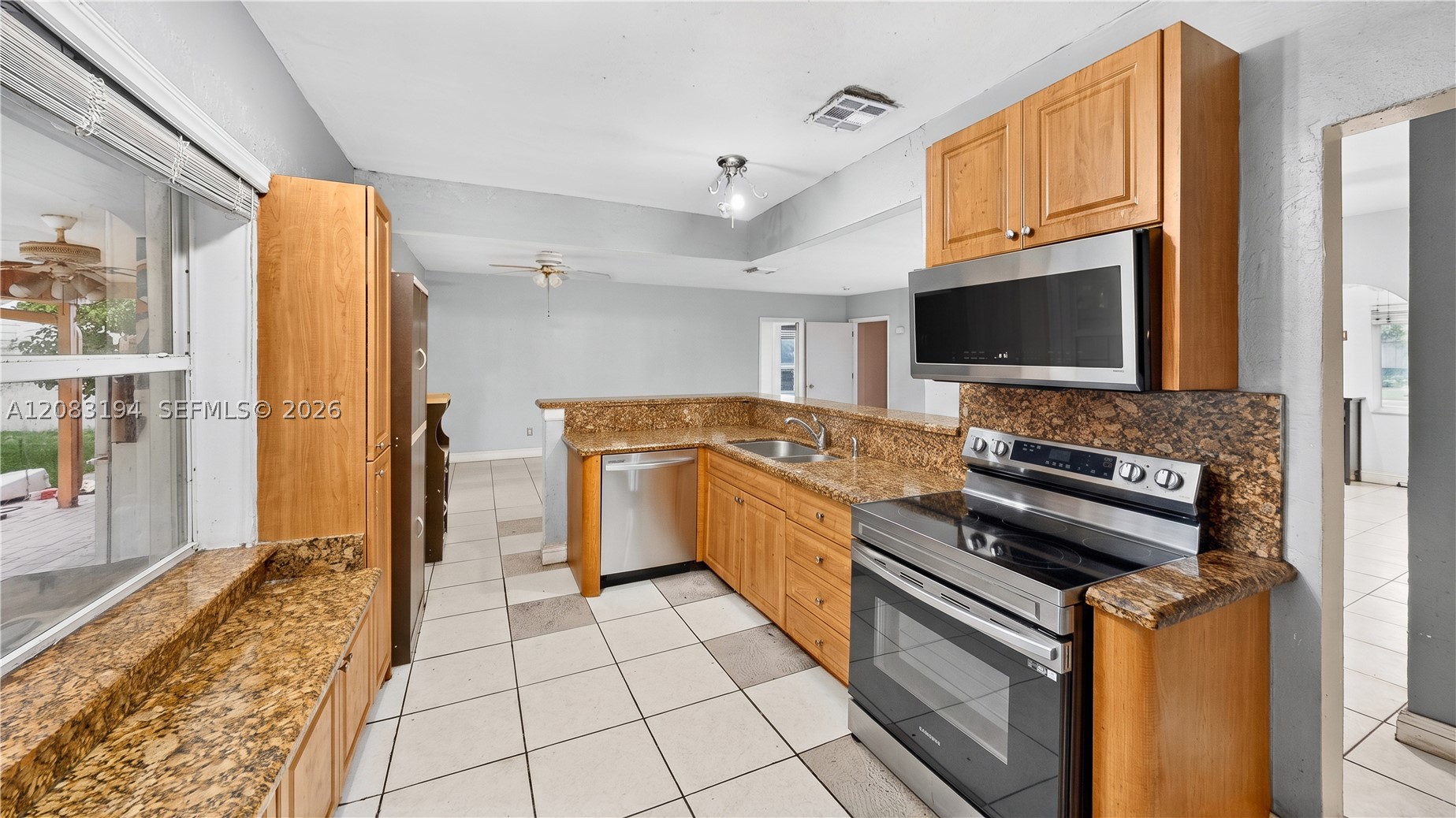 9745 SW 165th Ter, Miami FL 33157