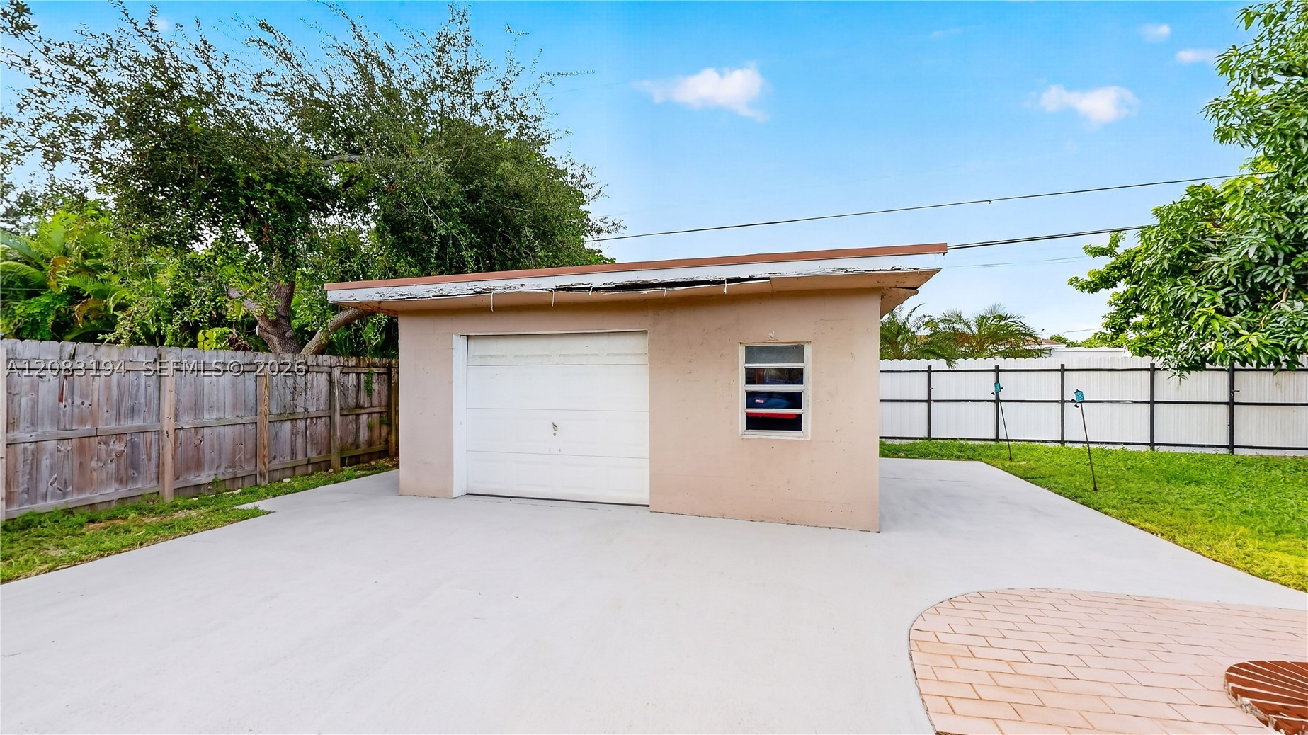 9745 SW 165th Ter, Miami FL 33157