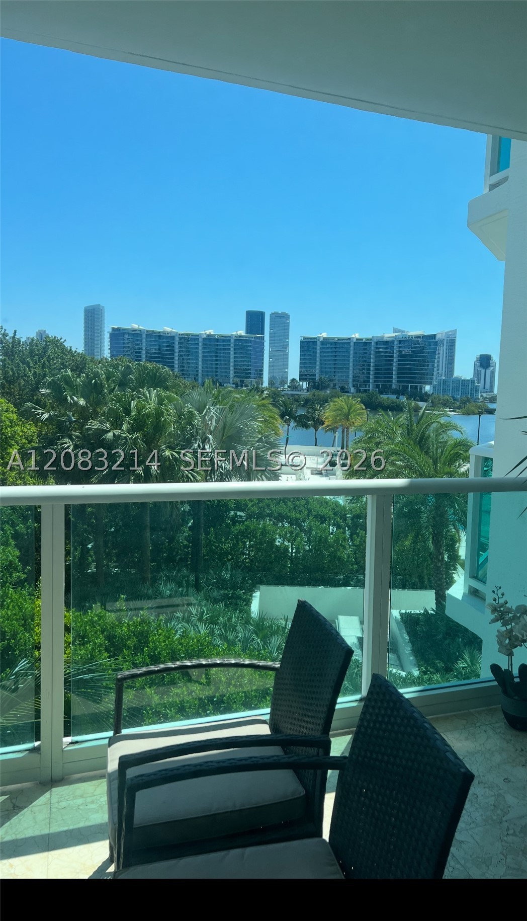 3301 NE 183rd St #403, Aventura FL 33160