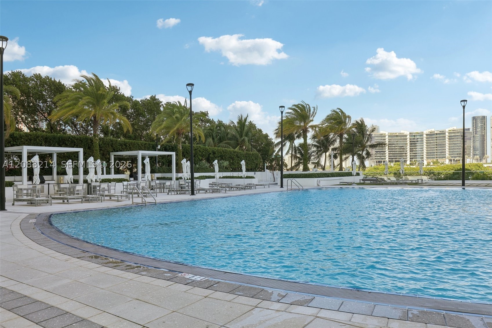 3301 NE 183rd St #403, Aventura FL 33160