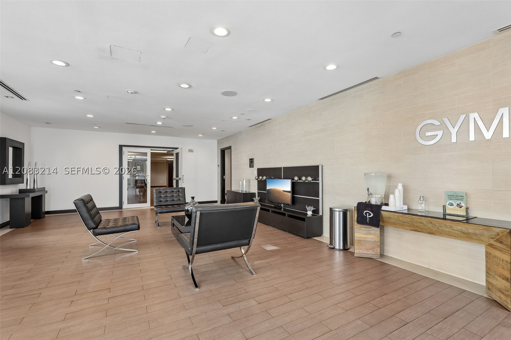 3301 NE 183rd St #403, Aventura FL 33160