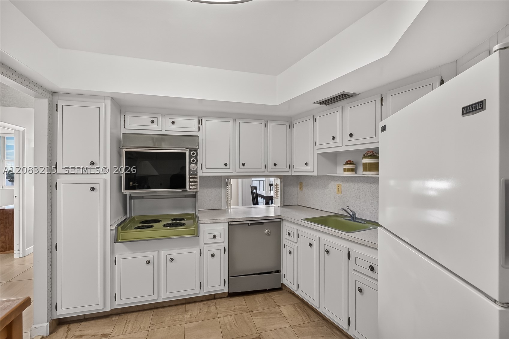 11930 N Bayshore Dr #1405, North Miami FL 33181