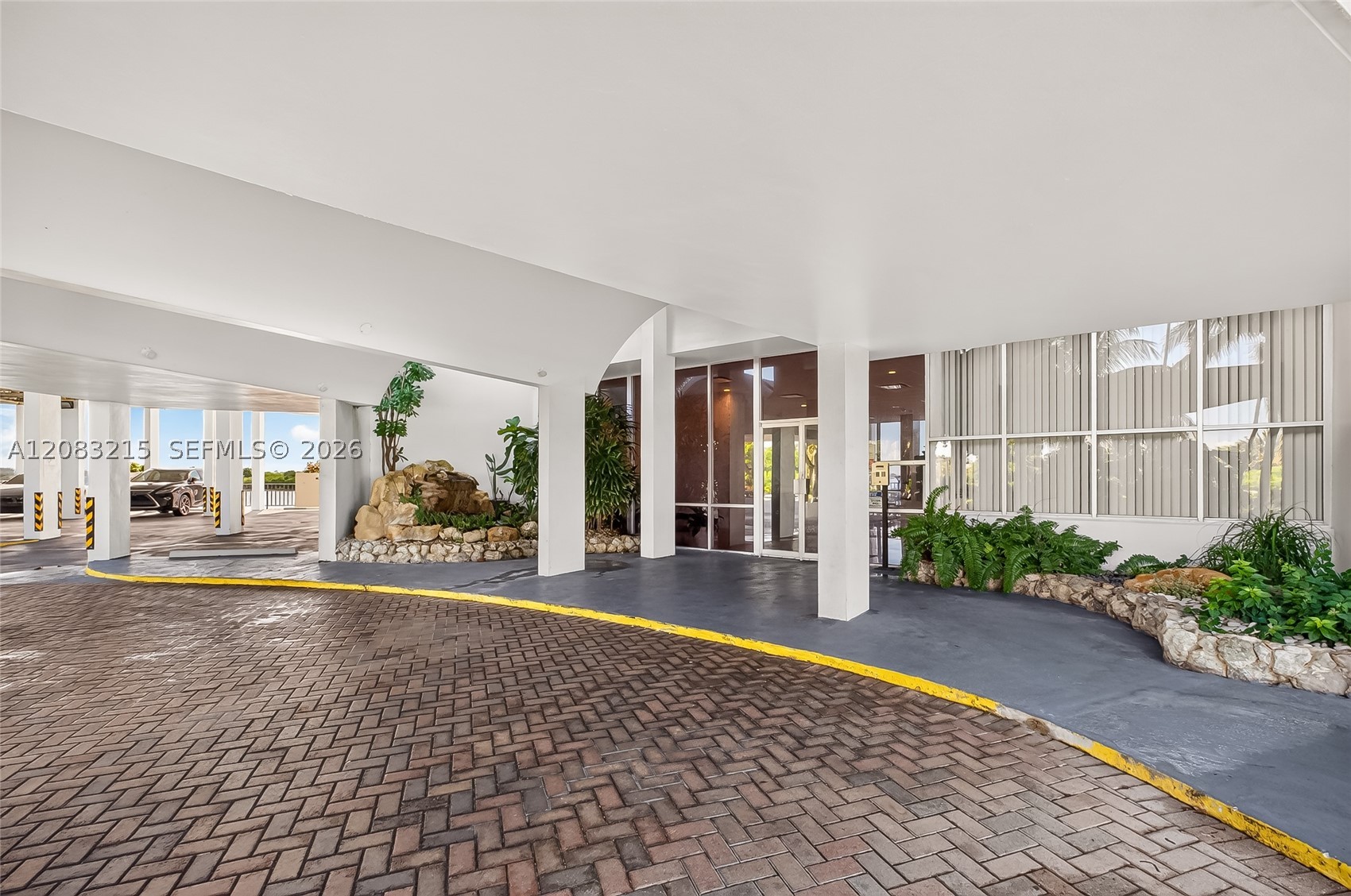 11930 N Bayshore Dr #1405, North Miami FL 33181