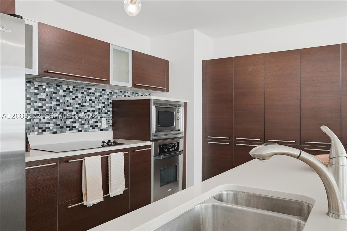 1900 N Bayshore Dr #1518, Miami FL 33132