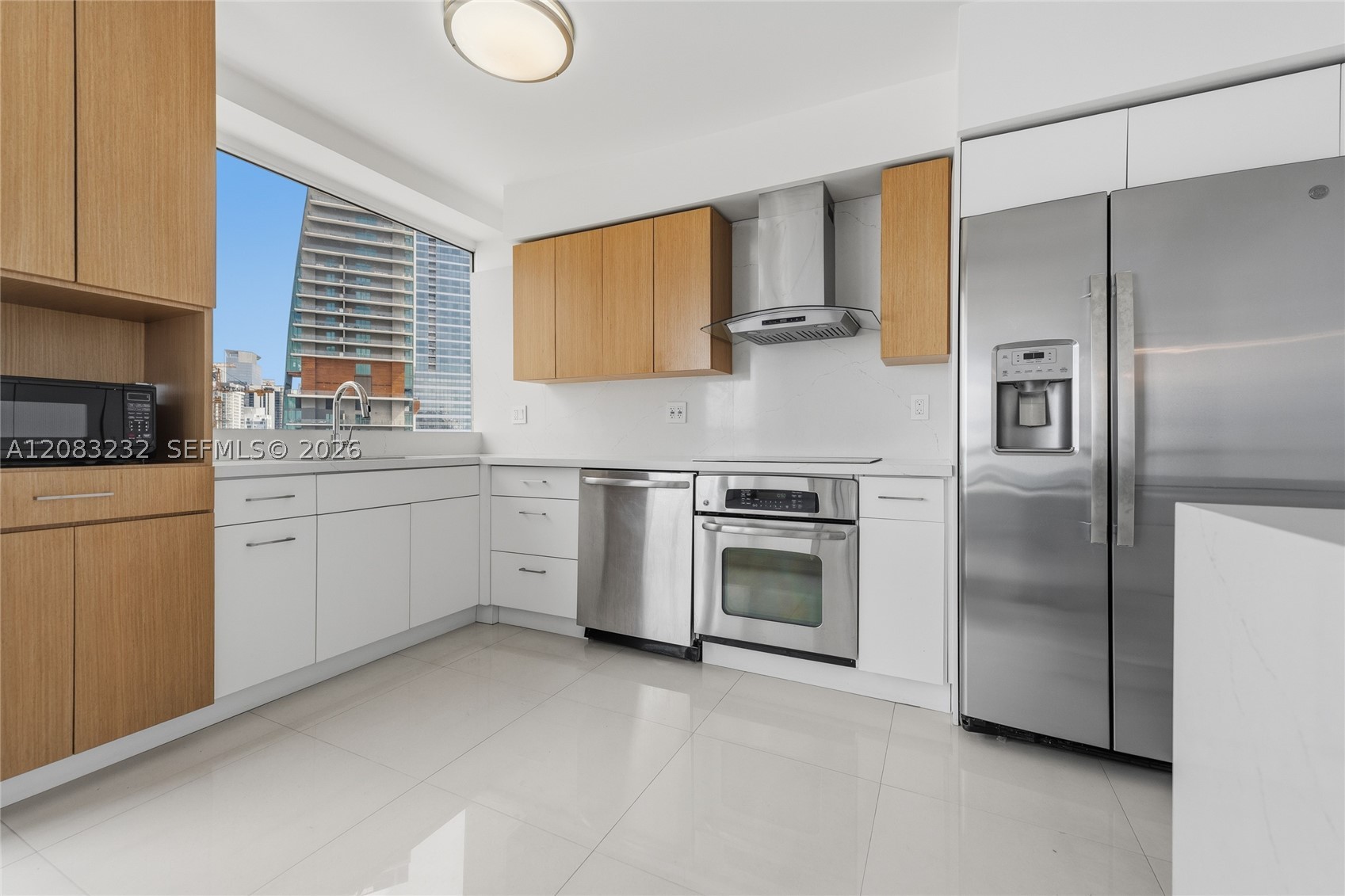 1541 Brickell Ave #B3403, Miami FL 33129
