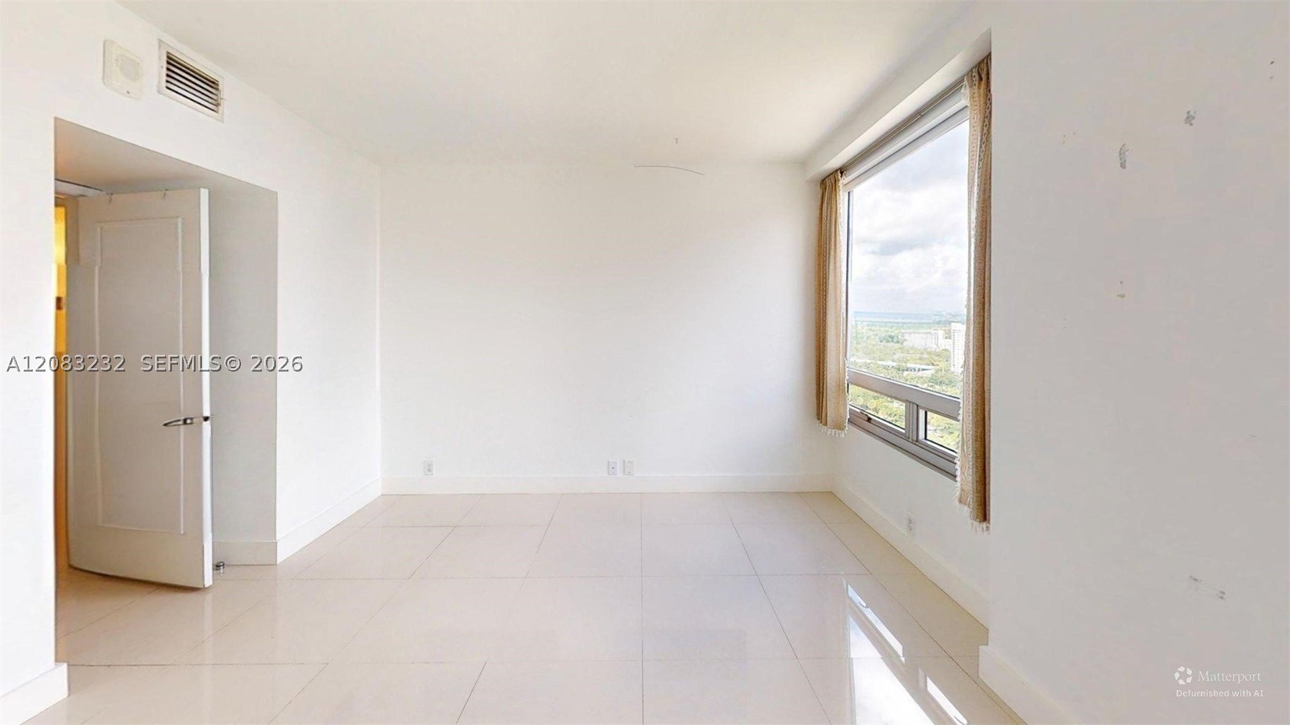 1541 Brickell Ave #B3403, Miami FL 33129