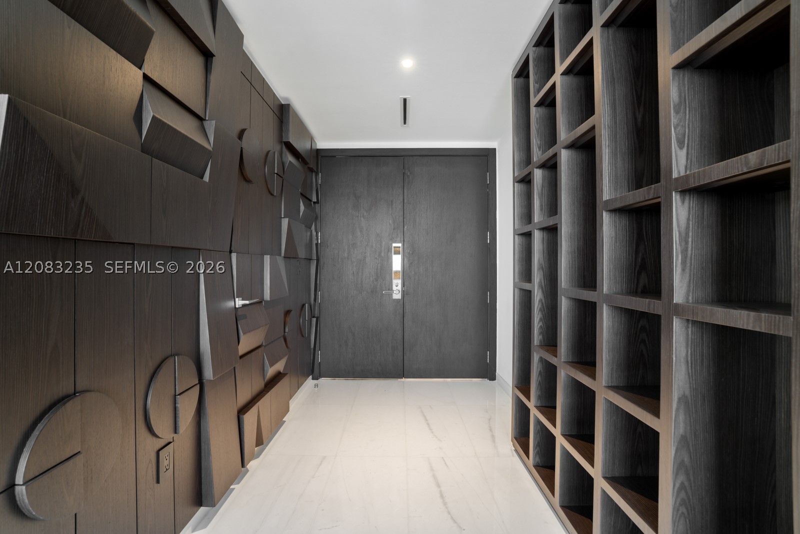 300 BISCAYNE BOULEVARD WAY #3302E, Miami FL 33131