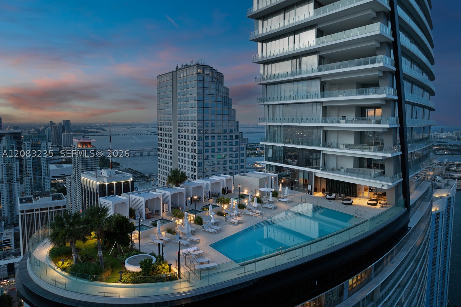 300 BISCAYNE BOULEVARD WAY #3302E, Miami FL 33131
