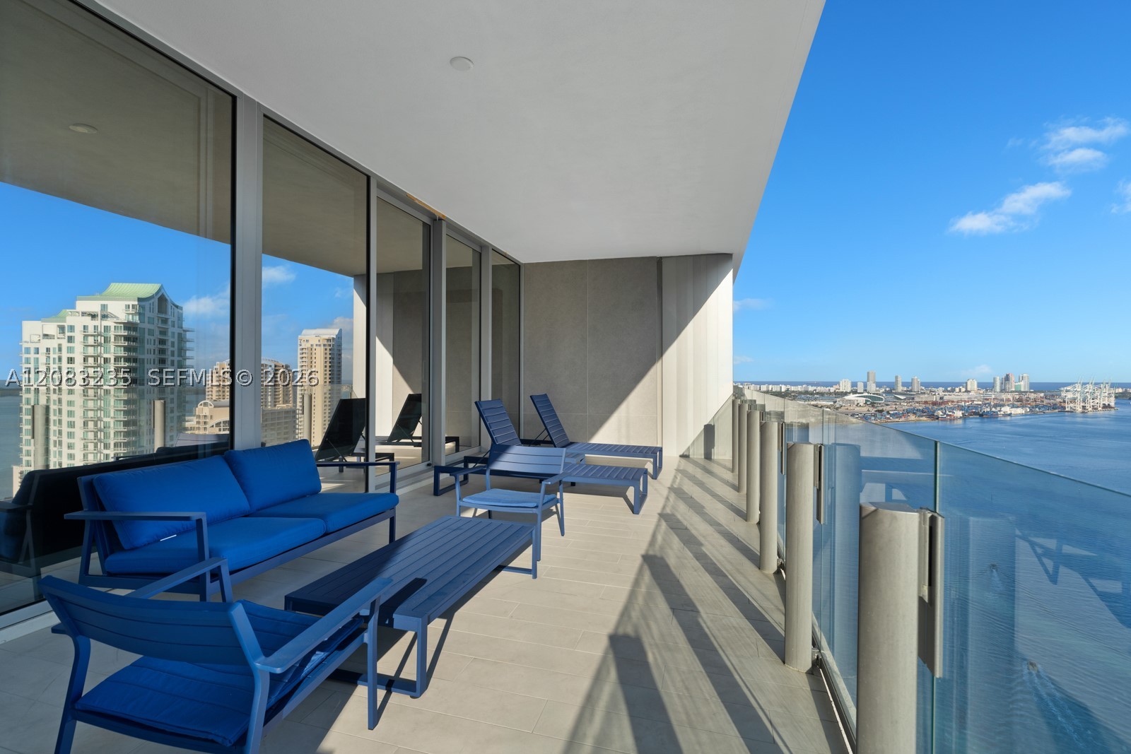 300 BISCAYNE BOULEVARD WAY #3302E, Miami FL 33131