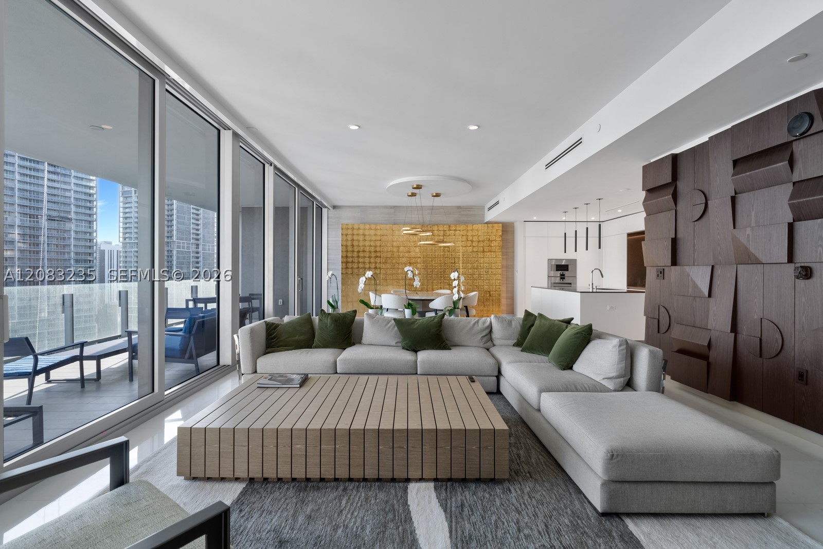 300 BISCAYNE BOULEVARD WAY #3302E, Miami FL 33131