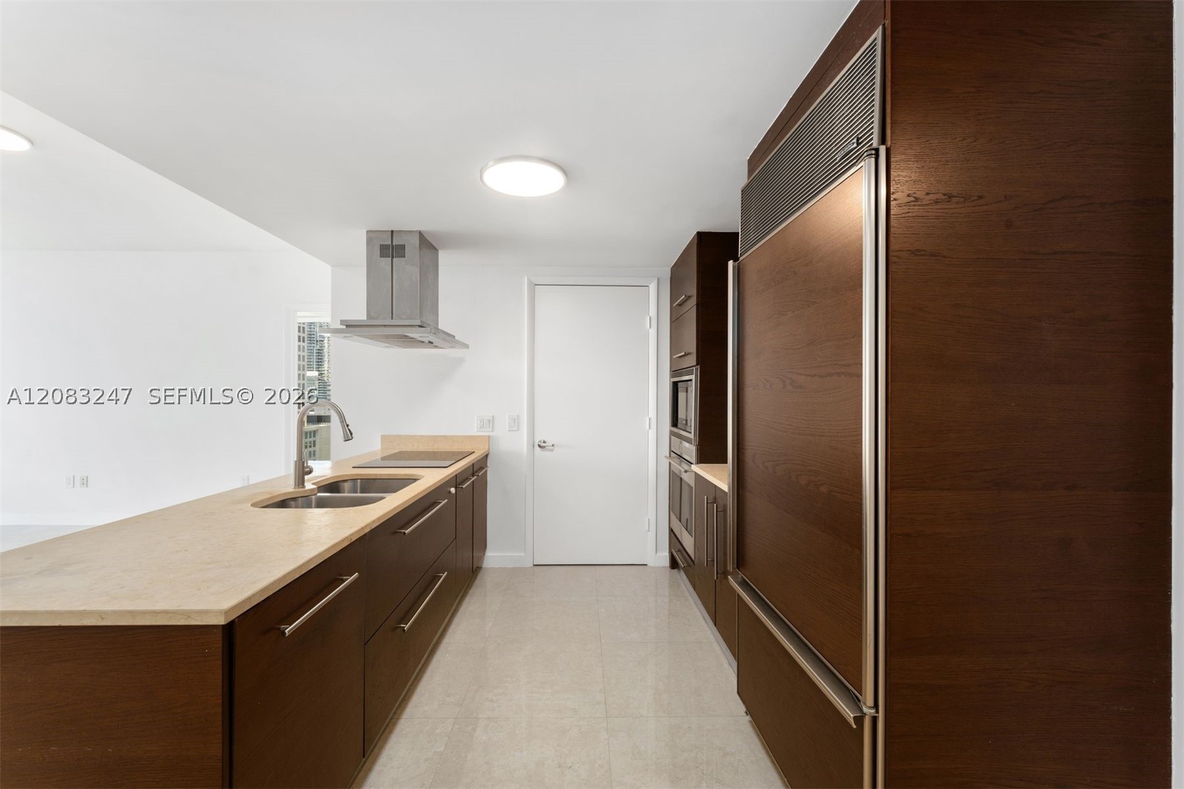 495 Brickell Ave #1811, Miami FL 33131