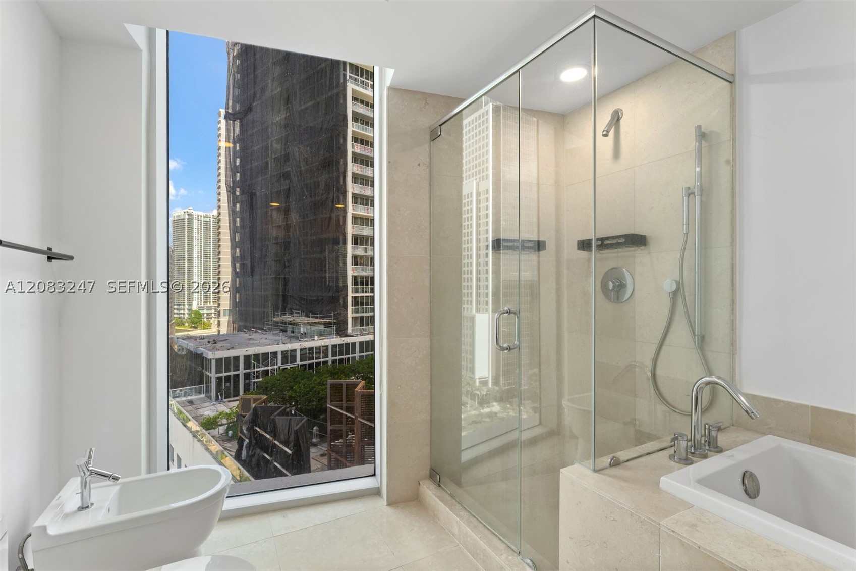 495 Brickell Ave #1811, Miami FL 33131