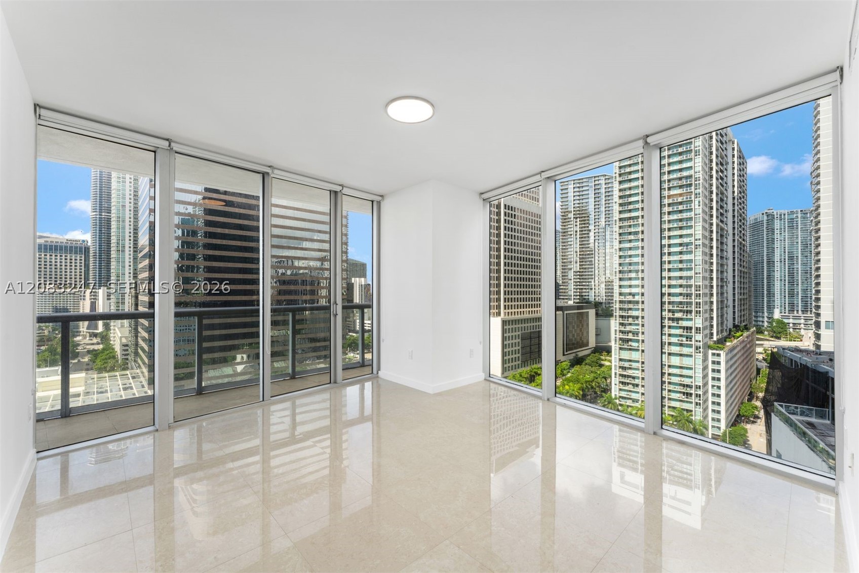 495 Brickell Ave #1811, Miami FL 33131
