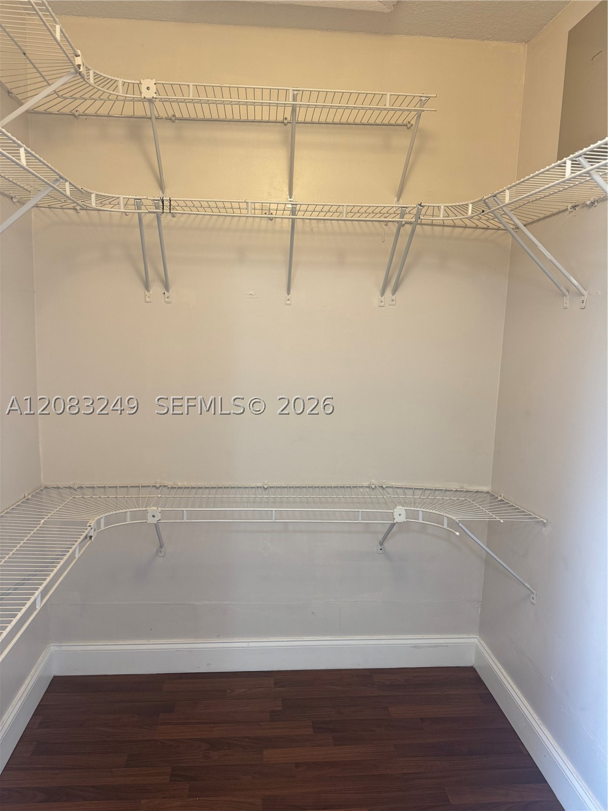 6801 W 36th Ave #204, Hialeah FL 33018