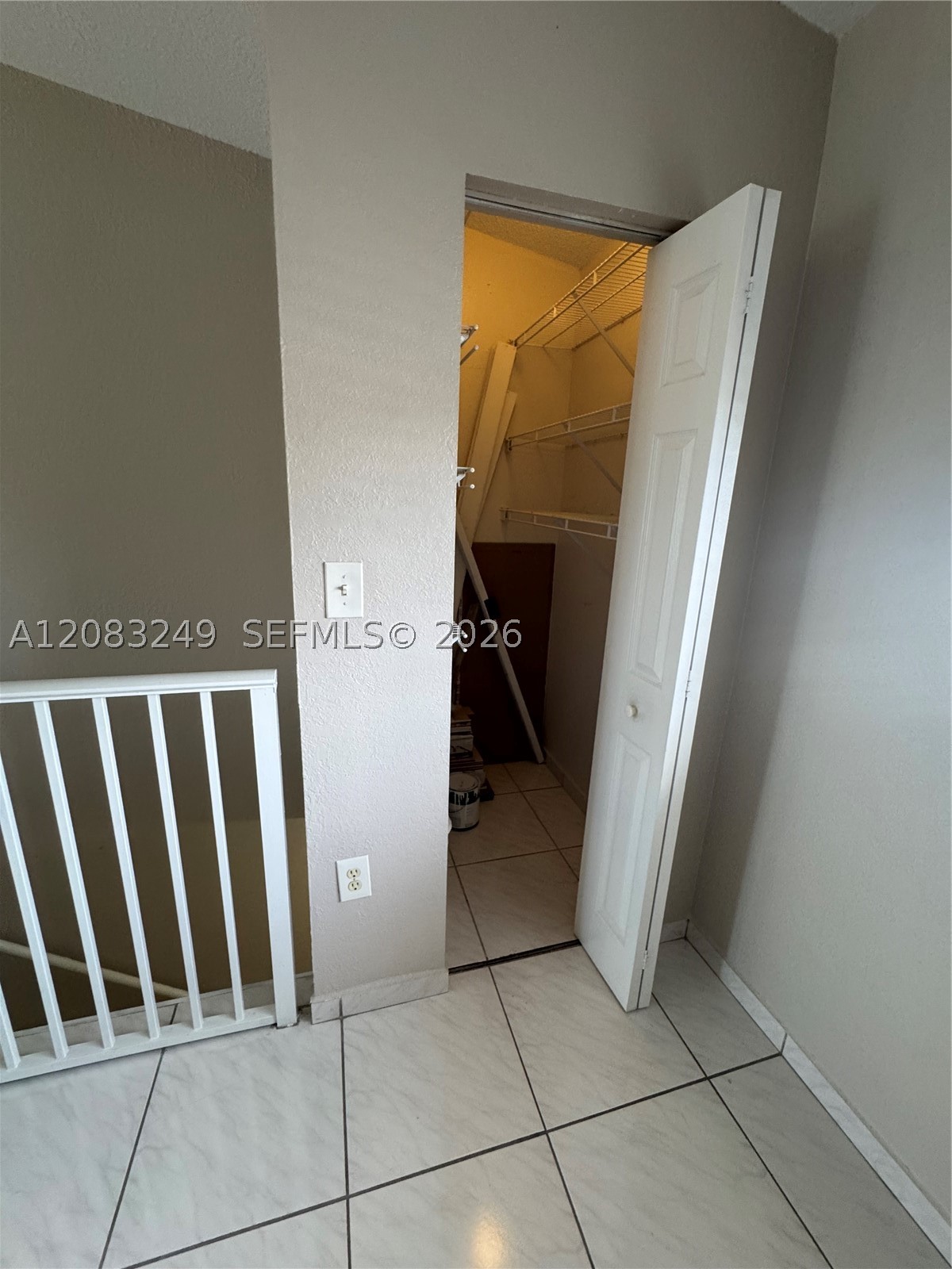 6801 W 36th Ave #204, Hialeah FL 33018
