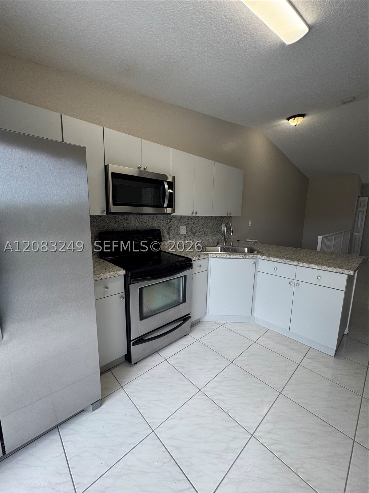 6801 W 36th Ave #204, Hialeah FL 33018