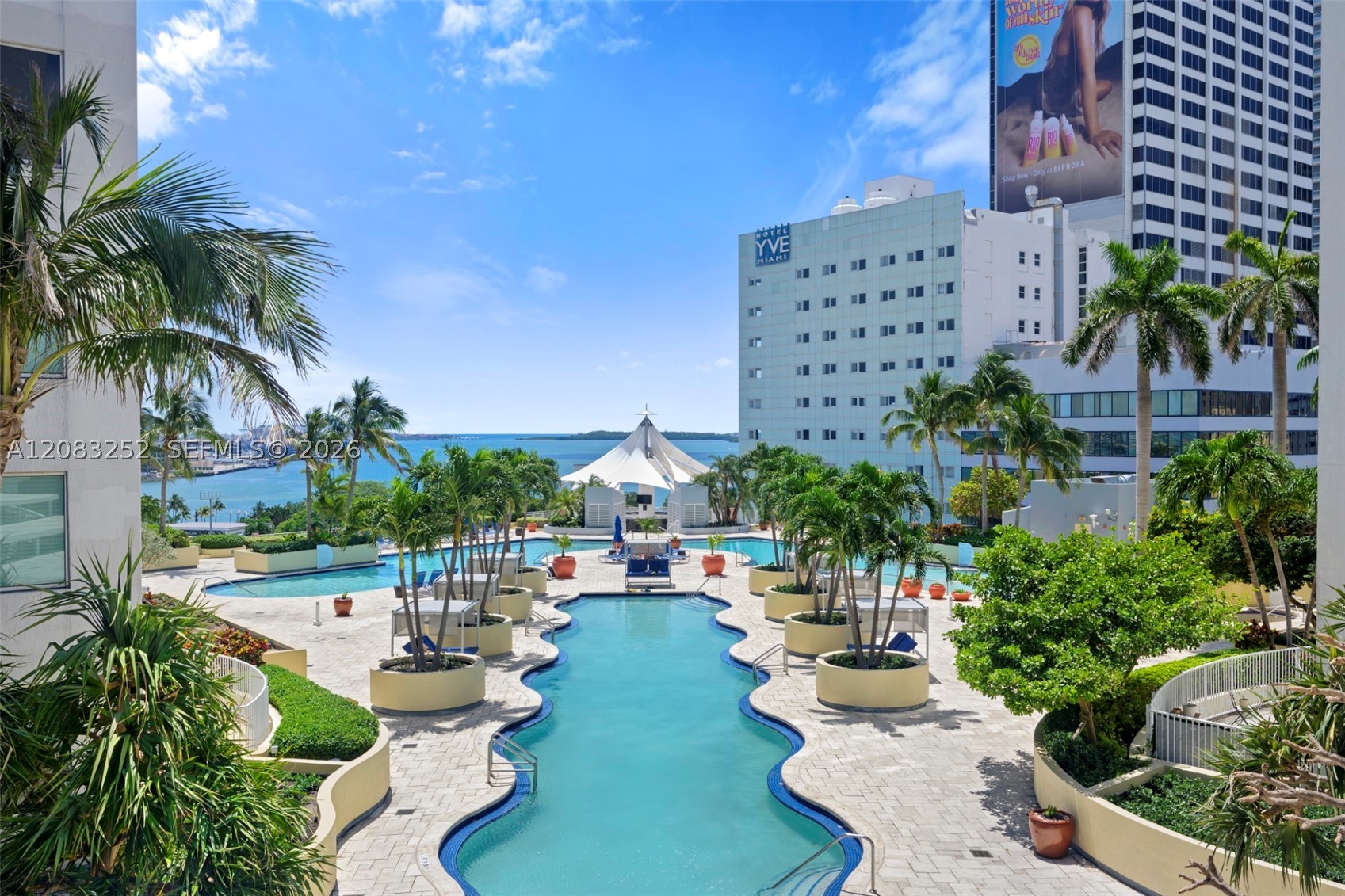 244 Biscayne Blvd #451, Miami FL 33132